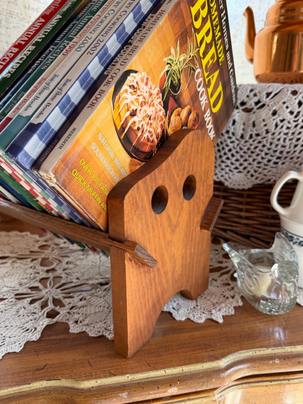 Vintage Wood Book Trough Holder Cottagecore Grandmacore Cookbook